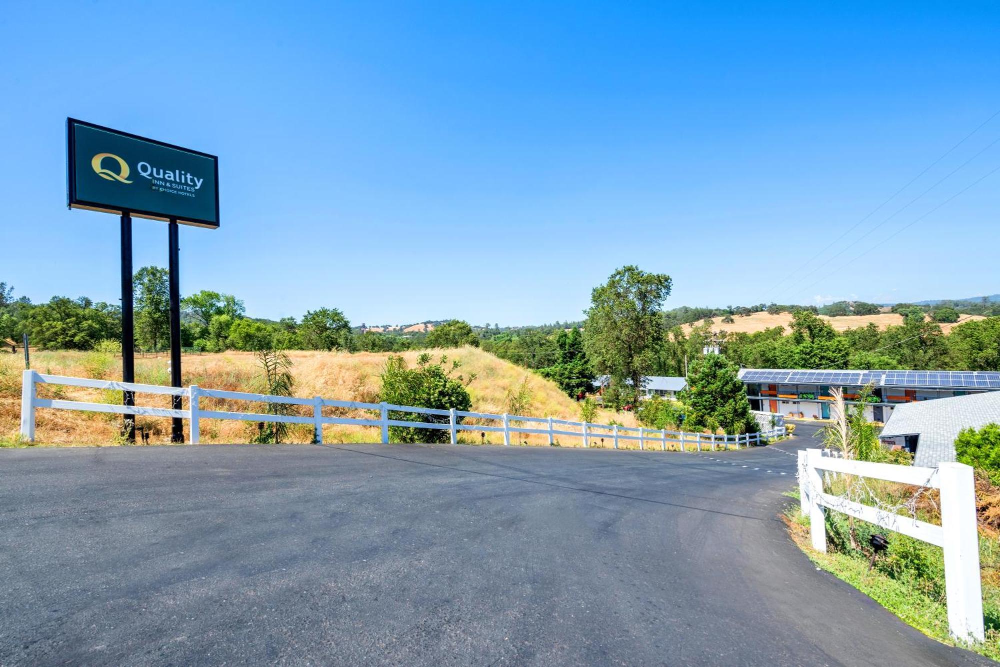 Quality Inn & Suites Jackson Kültér fotó
